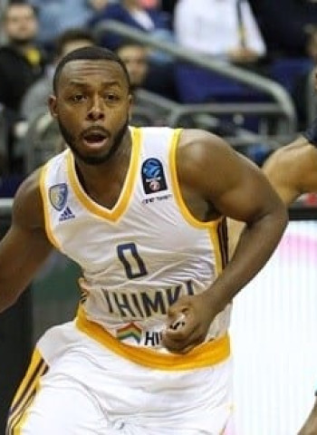 Jacob Pullen, a los Philadelphia Sixers