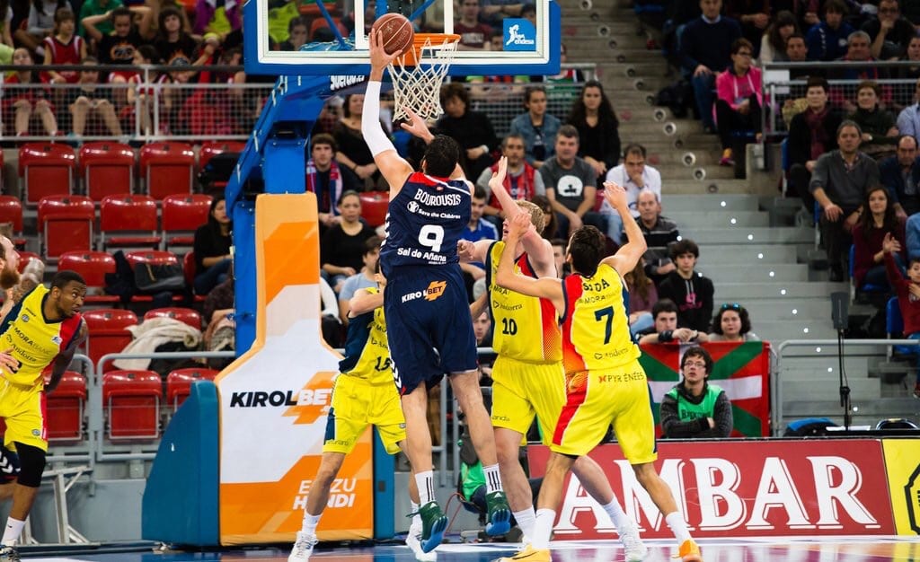 Contundente victoria del Laboral Kutxa ante el Morabanc Andorra (95-83)