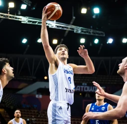 Israel estrena con triunfo ante Islandia, 83-71