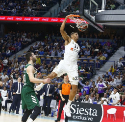 Partidazo del Real Madrid y paso de gigante hacia la Final Four (78-63) [2-0]