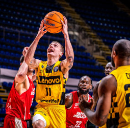 El Lenovo Tenerife cae ante el Hapoel Jerusalem