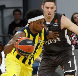 Dixon ejecuta al Brose Baskets (78-83)