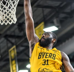 Piratas del basket con Christian Eyenga