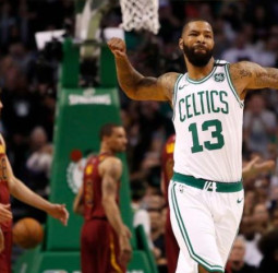 Celtics comienza arrollando a los Cavaliers (108-83)