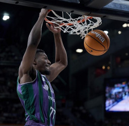 Yankuba Sima, en el radar de Barça y Valencia Basket