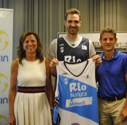 Txemi Urtasun: “En esta etapa, aparte de ser competitivo, me gustaría disfrutar jugando y creo que aquí va a ser posible”