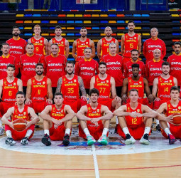 Primer paso contra Macedonia del Norte