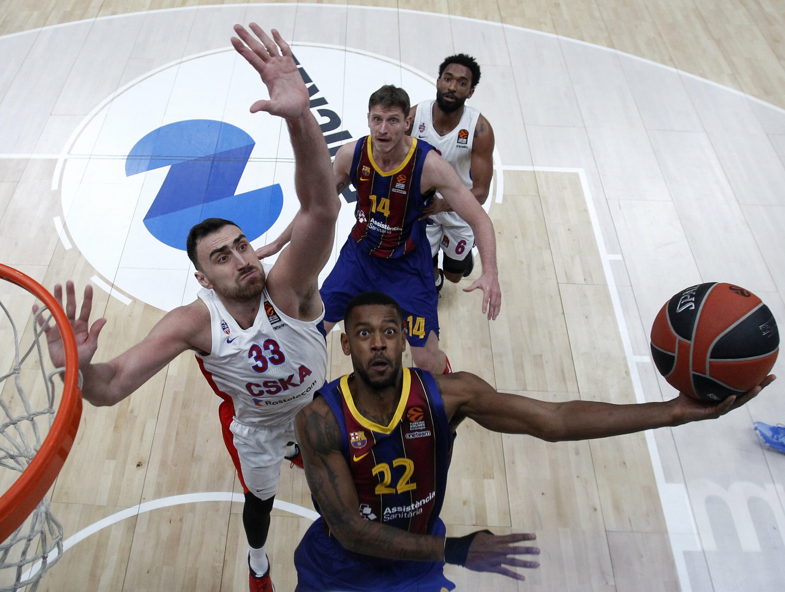El Barcelona recibe al CSKA en un clásico