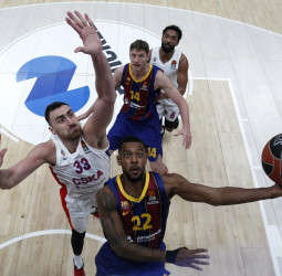 El Barcelona recibe al CSKA en un clásico