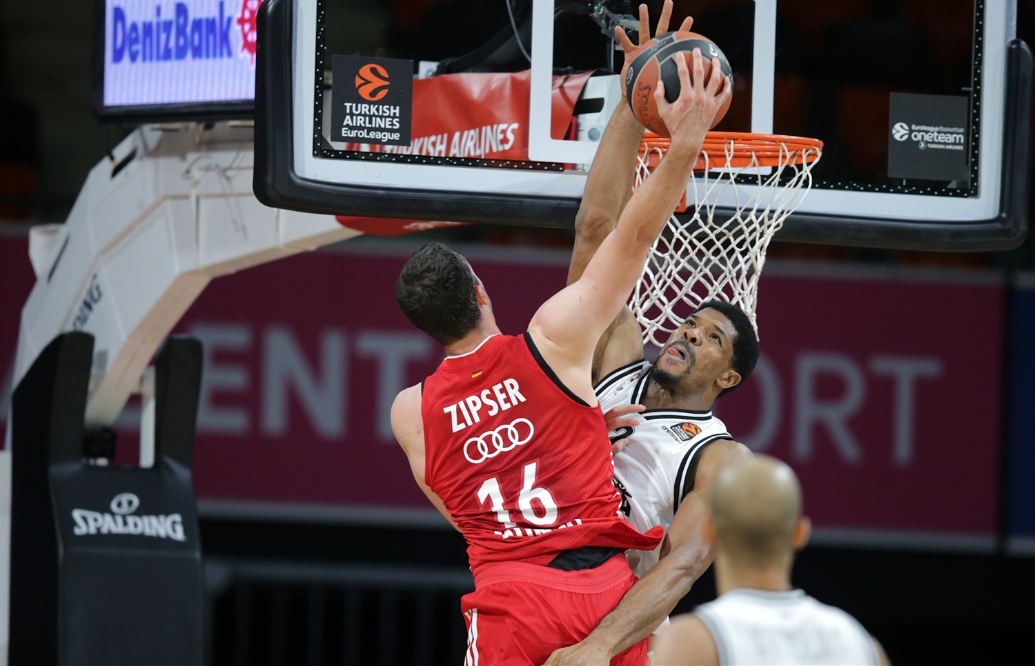 El Bayern Múnich fuerza el quinto (85-82) [2-2]