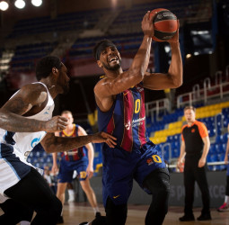 Este Barça sabe sufrir e iguala la eliminatoria (81-78) [1-1]
