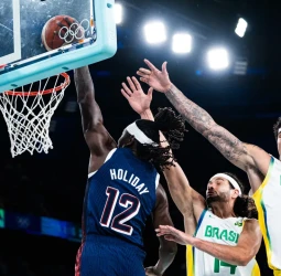 Dominio absoluto de USA ante Brasil, 122-87