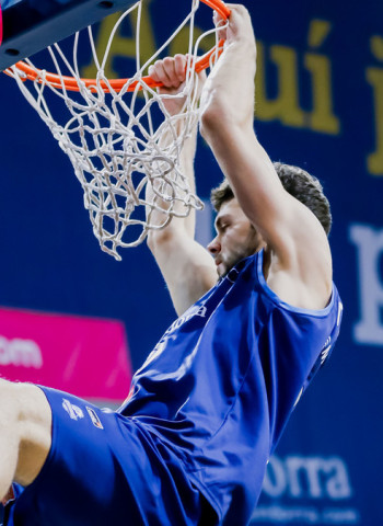 La intensidad de Tyson Pérez lidera la victoria de Morabanc Andorra (69-65)
