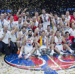 El baloncesto sigue en verano