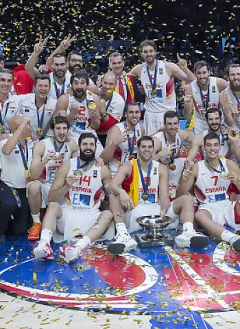El baloncesto sigue en verano