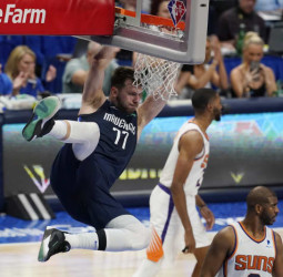 [3-3] Dallas fuerza el séptimo (113-86)