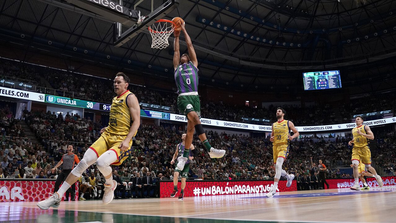 Una  primera mitad excelsa redondea la gran semana de Unicaja (98-80)