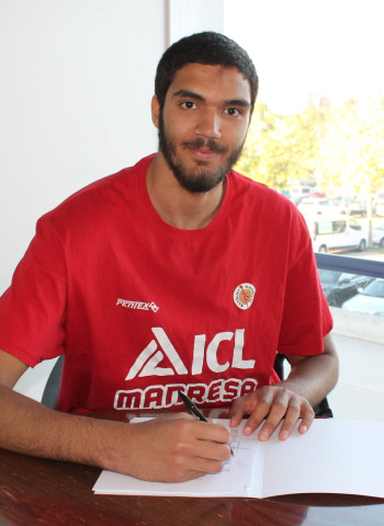 Ahmed Khalaf, renovado por 5 temporadas más con el Bàsquet Manresa