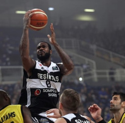 Earl Clark, objetivo interior del Olympiacos