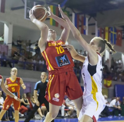 La Sub16 Femenina arrolla a Alemania para colgarse el oro (48-64)