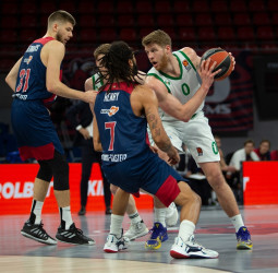 TD Systems vuelve a sonreír en EuroLeague (81-68)
