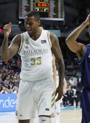 El Madrid da espectáculo en su último partido del año en casa (91-60)