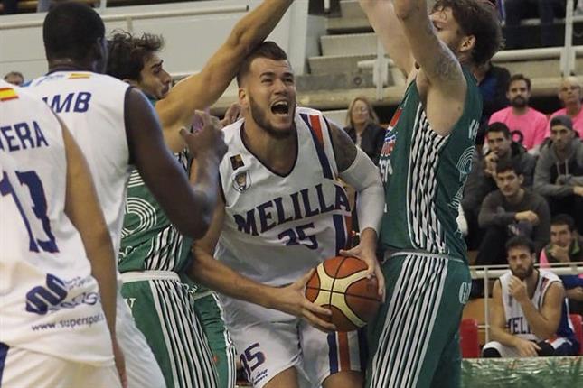 Levitec tumba al líder derrocando al penúltimo invicto
