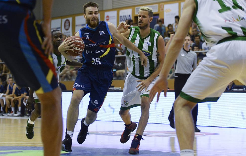 El Morabanc Andorra se impone al Real Betis Energía Plus (71-77)