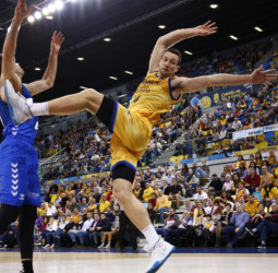 El Herbalife Gran Canaria despide 2019 con victoria en otro "thriller" (92-89)
