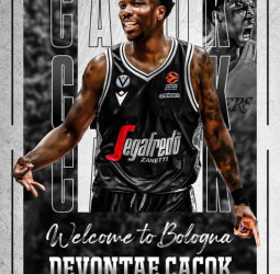 La Virtus Bolonia anuncia el fichaje de Devontae Cacok