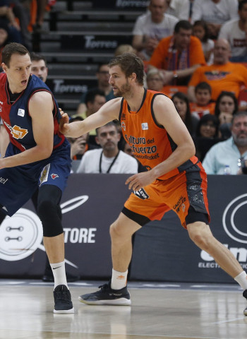 KIROLBET Baskonia cae ante Valencia Basket (92-81)