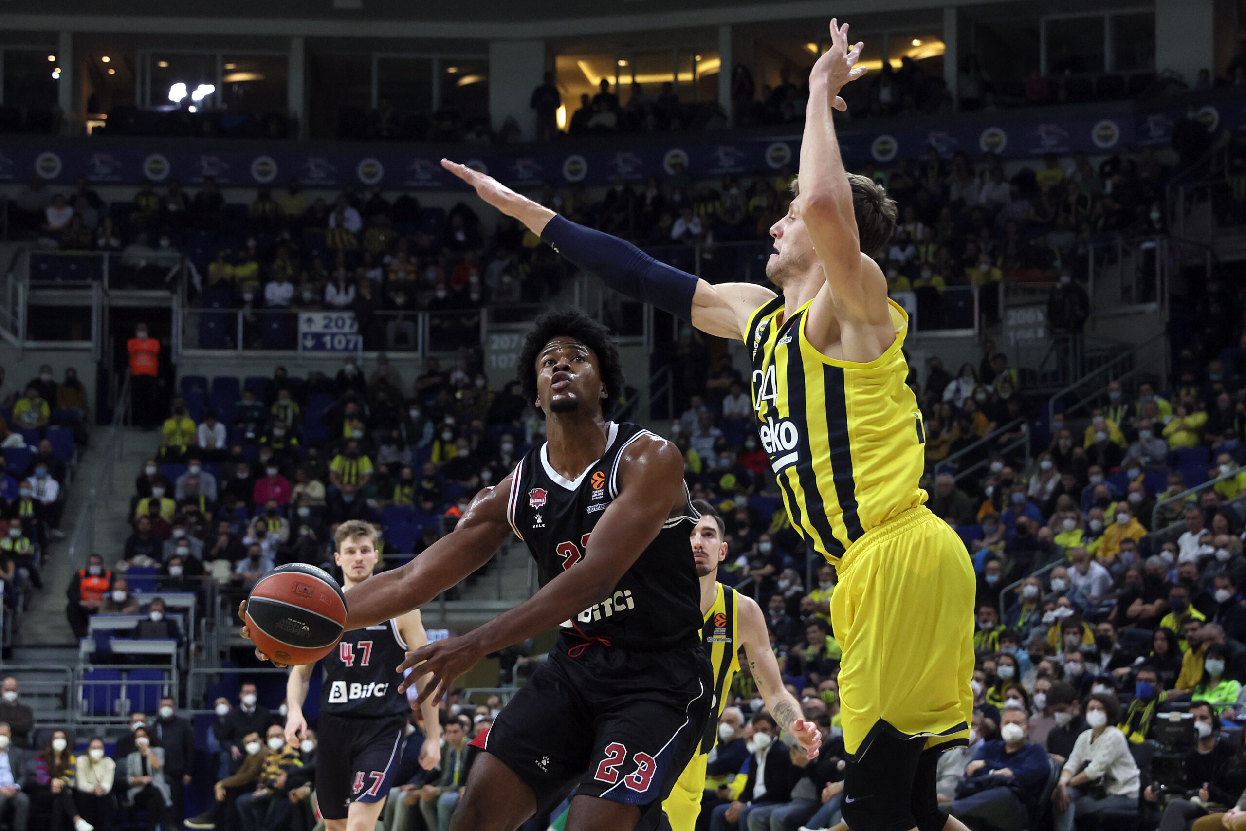 Derrota para Bitci Baskonia ante Fenerbahce (75-53)