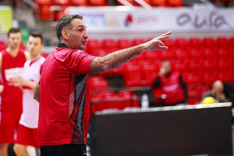 Guil: “Tenemos que estar preparados para defender en un partido a 70 puntos”