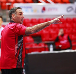Guil: “Tenemos que estar preparados para defender en un partido a 70 puntos”
