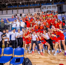 U18F: A semis del EuroBasket de La Palma por la puerta grande, 65-89