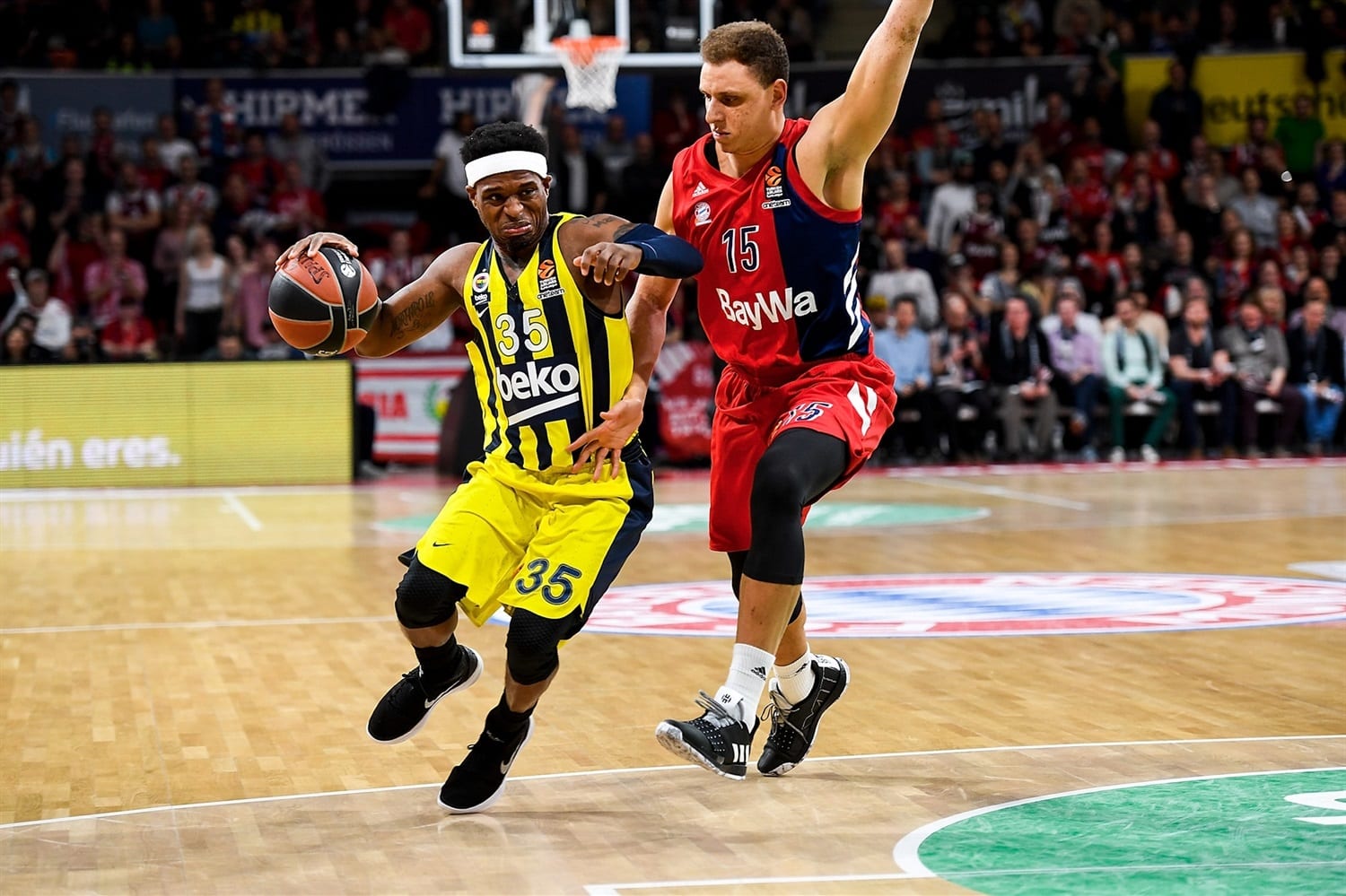 Tras 50 minutos el Bayern Munich supera al Fenerbahce (90-86)