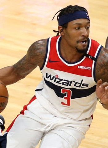 Los Wizards negocian por Bradley Beal con los Heat y los Suns