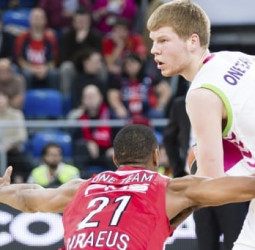 Bertans cobrará 1.5 millones en dos temporadas con los Spurs