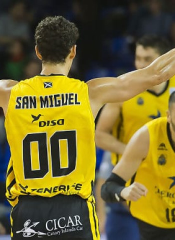 Partido trepidante en el Palau con victoria de Iberostar a pesar de Navarro (91-93)