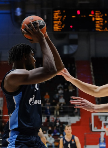 Alex Poythress renueva con el Zenit St. Petersburg