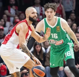 Olympiacos sobrevive al asalto final de Panathinaikos en un choque épico, 76-74