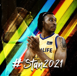 El Herbalife Gran Canaria renueva a Stan Okoye