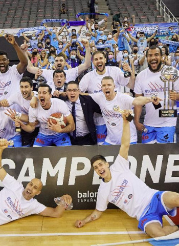 Río Breogán culmina a lo grande su retorno a la Liga Endesa (57-83)