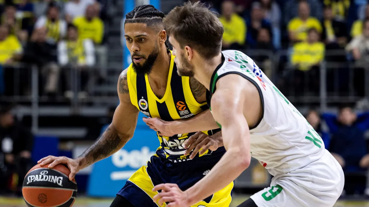 El Fenerbahce encadena su segunda victoria con sufrimiento, 80-78