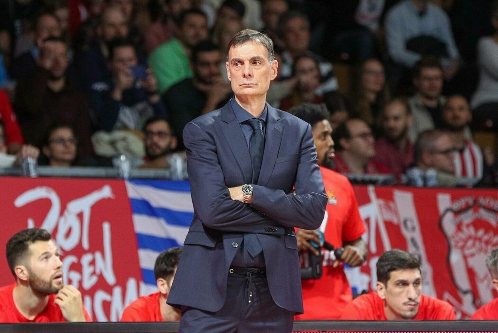 Bartzokas: "Tengo mucho respeto por Chus Mateo y por el Real Madrid"