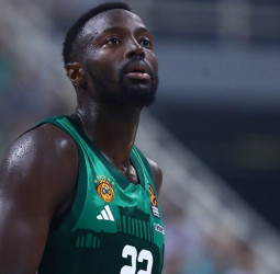 Panathinaikos busca renovar el contrato de Jerian Grant