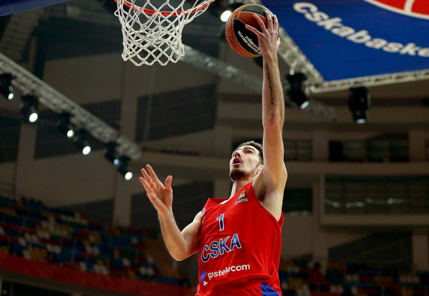 El Fenerbahce activa su interés por De Colo ante la marcha de Guduric