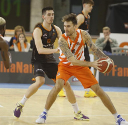 Covirán Granada retoma su camino ante el empuje creciente de Movistar Estudiantes