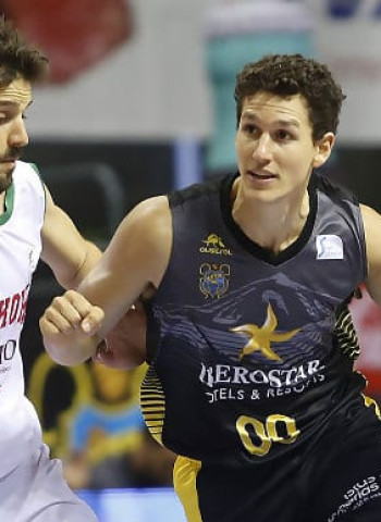 Iberostar Tenerife roza la remontada ante el Baskonia (72-76)