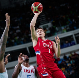 Serbia empuja a Estados Unidos hasta el límite (94-91)